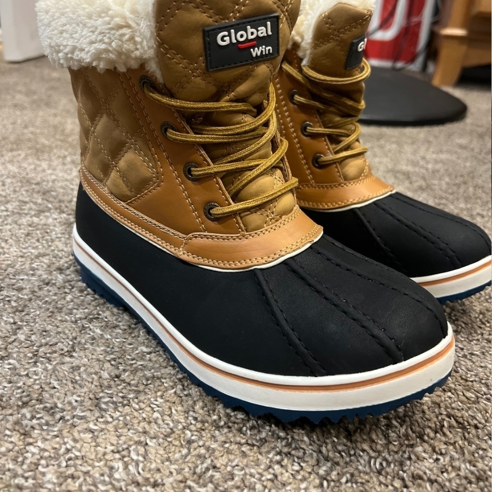Global Win Snow Boots